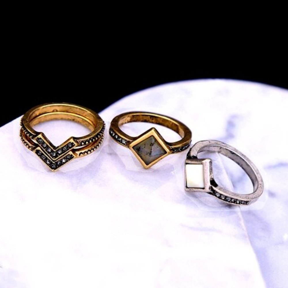 Boho Layered Triangular Set of 4 Rings - Picture 3 of 6